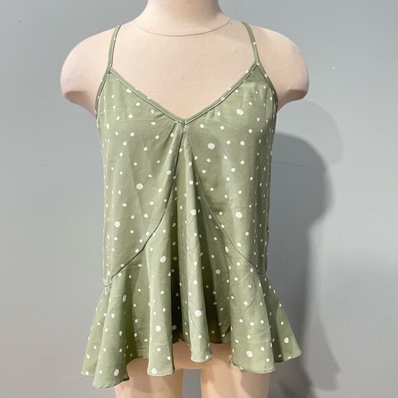 NWT Gilli Sage Green & White Polka Dot Camisole Blouse Size Small - Picture 3 of 7